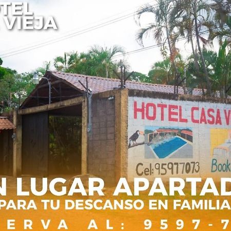 Hotel Casa Vieja La Ceiba Bagian luar foto